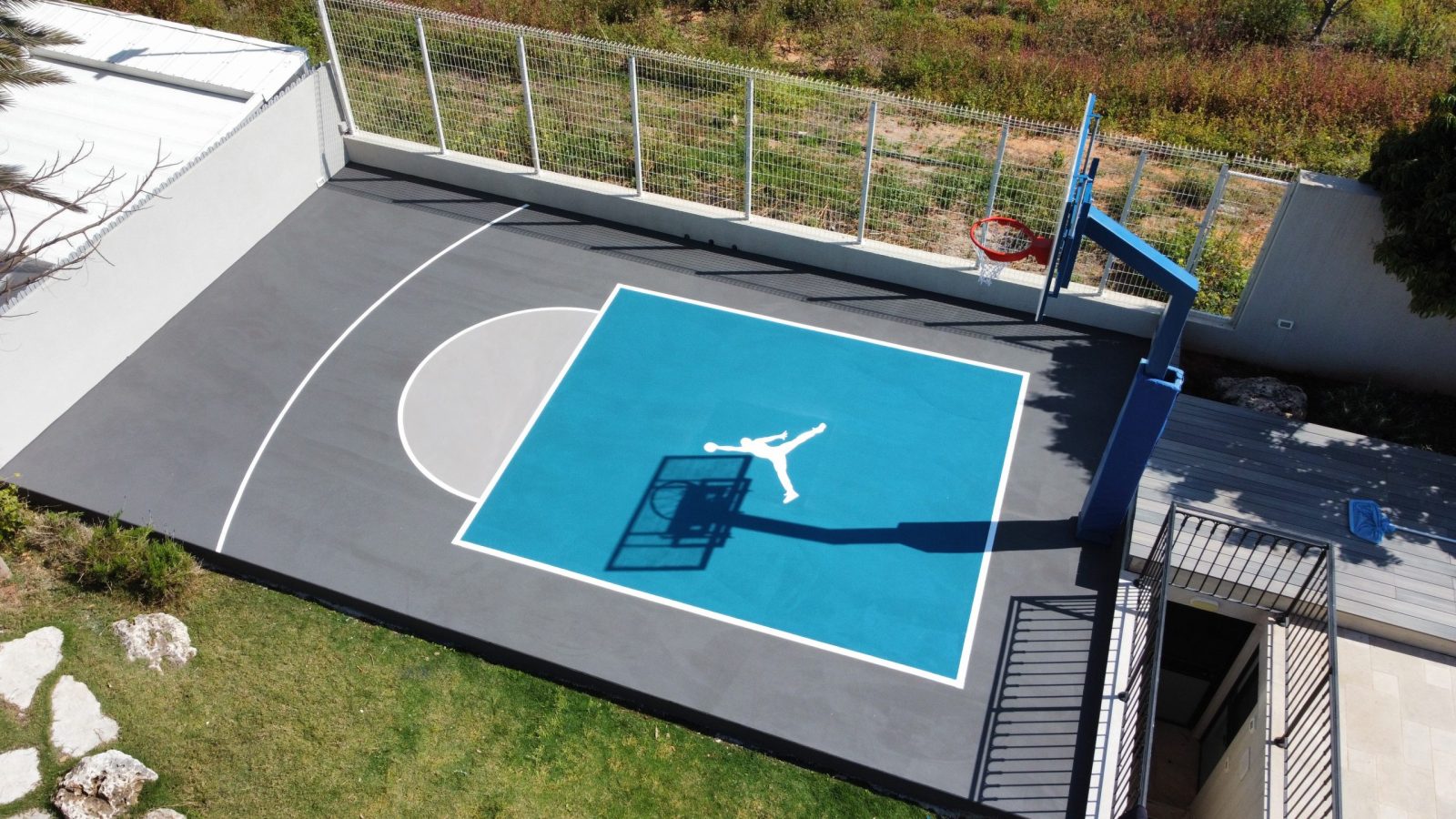 מגרש כדורסל ביתי