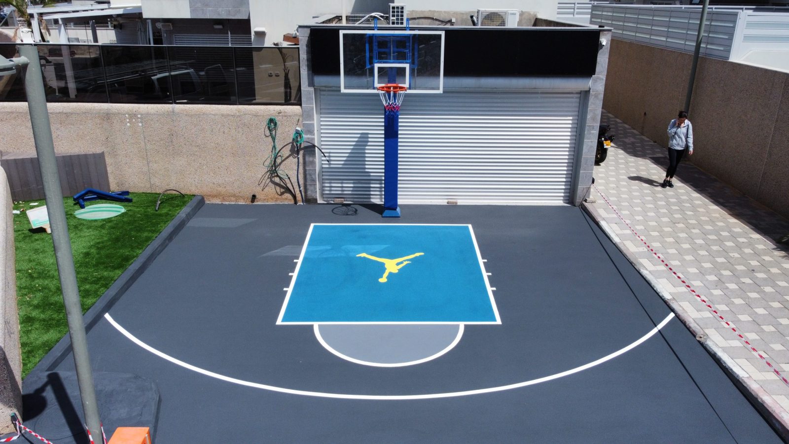 מגרש כדורסל ביתי