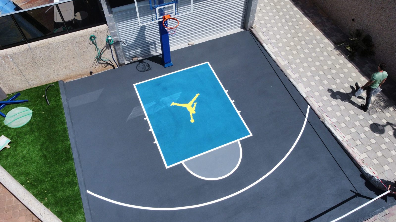 מגרש כדורסל ביתי
