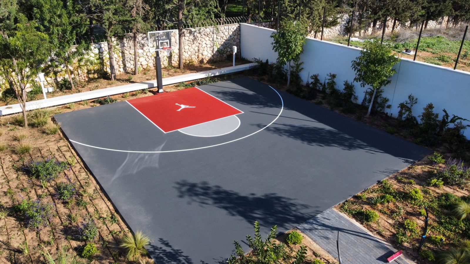 מגרש כדורסל ביתי