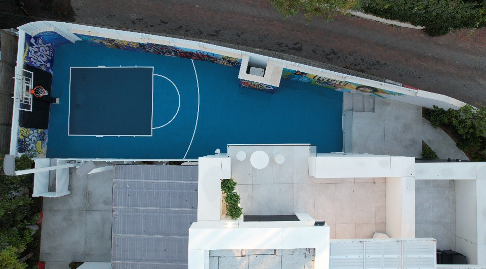 מגרש כדורסל ביתי