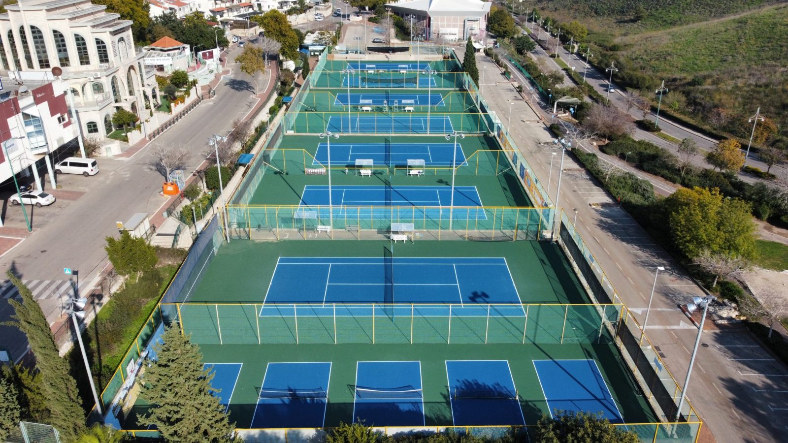 מרכז טניס יקנעם